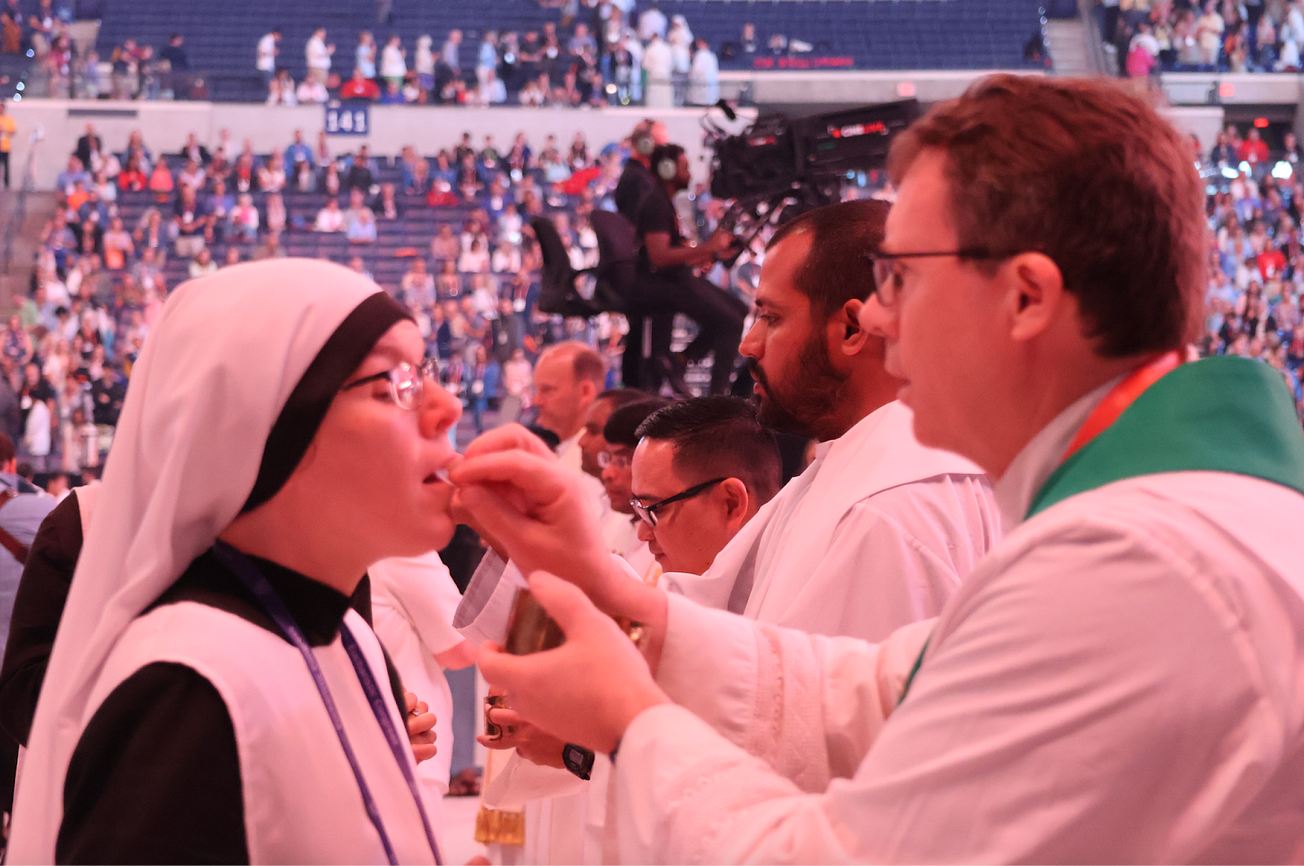 eucharistic-congress-the-pillar