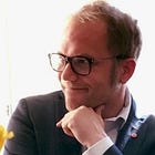 Sören Juvas: Våldsutsatta kvinnor behöver skydd - inte avgifter 