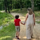 Arkansas mother battles for custody over naturism