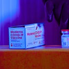 Pandemic Profiteer Moderna Opens 290,000 Sq Ft U.K. Facility After U.S. Gives Company $590 Million for Bird Flu mRNA Vaccine Development