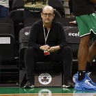 Clippers officially hire Jeff Van Gundy as lead assistant