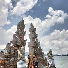 Un mese a Bali. Piccolo inventario di bellezze e follie 
