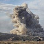 US Special Ops Commends Iraqi Anti-Terrorism Service for Neutralizing 6 ISIS Terrorists in Hamrin Mountains, Assists Free Syrian Army in Delivering Supplies to Rukban Clinic