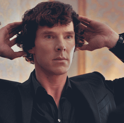 Benedict Cumberbatch as Holmes (GIF)