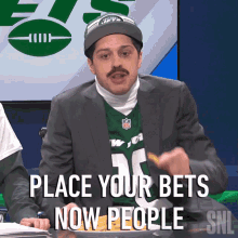 https://c.tenor.com/6xuLjLqNX60AAAAM/place-your-bets-now-people-saturday-night-live.gif