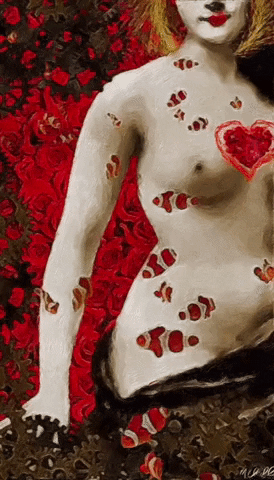 corpo de mulher branca nu em uma animação onde peixes passam por ela, como se o cenário fosse um corpo d'água, atrás dela rosas pintadas e no peito, um coração vermelho. na parte debaixo, engrenagens de metal girando