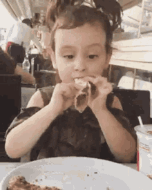 Hungry Dancing GIF - Hungry Dancing Dance - Discover &amp; Share GIFs