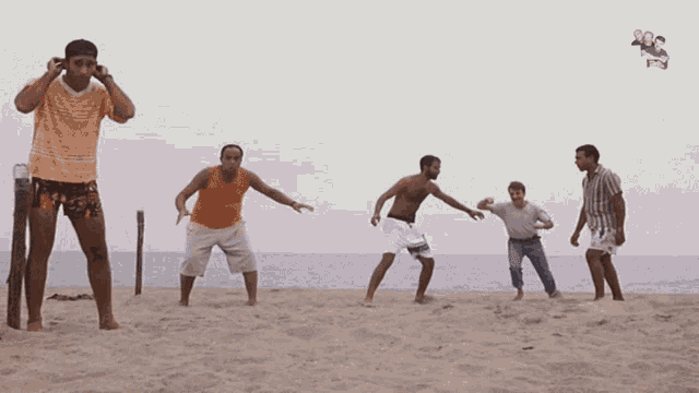 Aldo Giovanni E Giacomo Aldo Di Testa GIF - Aldo Giovanni E Giacomo Aldo Di Testa Aldo Testa GIFs
