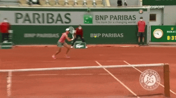 This forehand passing shot is so good. It almost reminds me of someone.