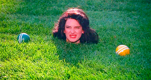 Veronica Sawyer GIFs - Get the best GIF on GIPHY
