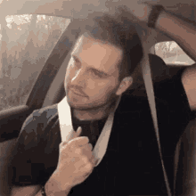 Seat Belt GIFs | Tenor