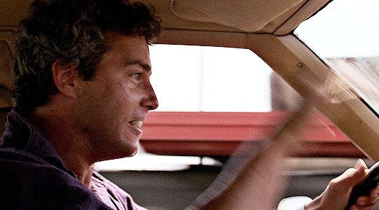 movie gifs — William Petersen in TO LIVE AND DIE IN L.A....