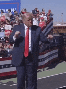 Trump Dance GIFs | Tenor