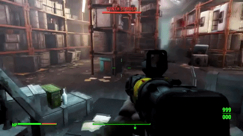 uma cena do jogo Fallout 4 onde o jogador enfrenta um ser sintético, atirando com um rifle de tiros de laser vermelhos, enquanto tenta desviar de tiros de energia do ser sintético.