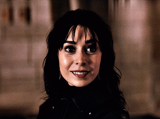 sofia falcone gifs | Explore Tumblr posts and blogs | Tumgik