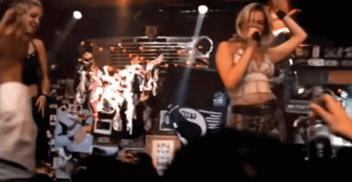 Coyote Ugly Dance GIF - Coyote Ugly Dance Dancing - Discover & Share GIFs