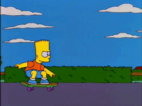 Gif dai Simpson con Bar sullo skateaboard mentre avanza sulla strada da sinistra a destra, fa passare lo skateboard in mezzo a una transenna e ci risalta sopra. Lo skateboard è verde con una riga arancione nel mezzo. Los sfondo è di cielo azzurro con nuvole bianche.