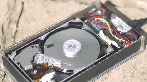 The Internals Of An External Hard Disk Drive - Señor GIF ...