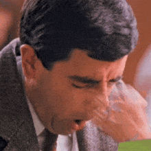 Cant Watch GIFs | Tenor