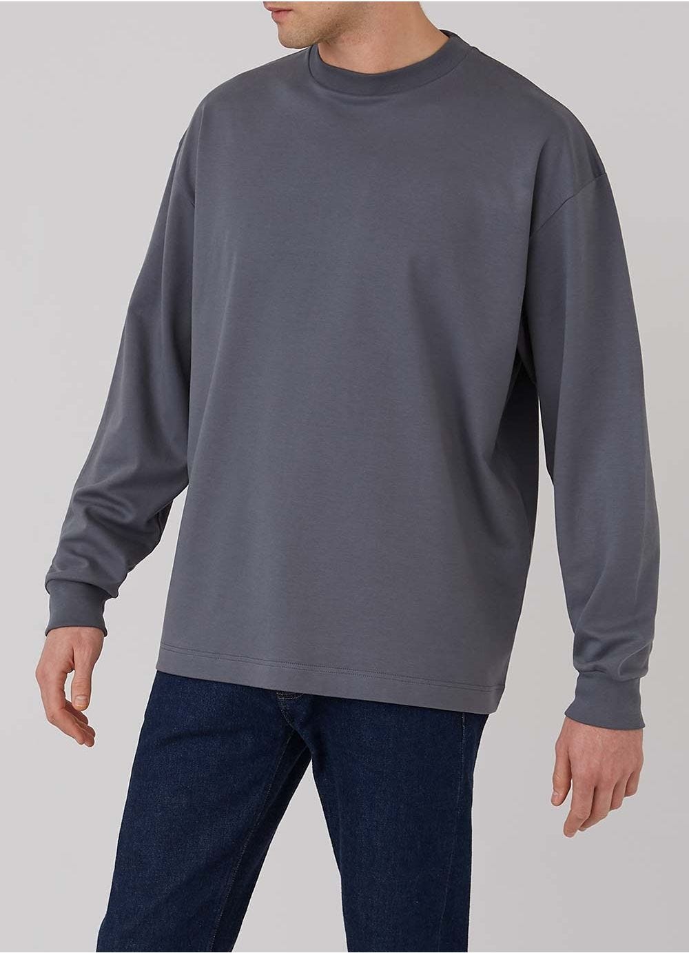 Beams and Sunspel Men's Brushed Cotton Oversized Long Sleeve T-Shirt in  Charcoal | Sunspel