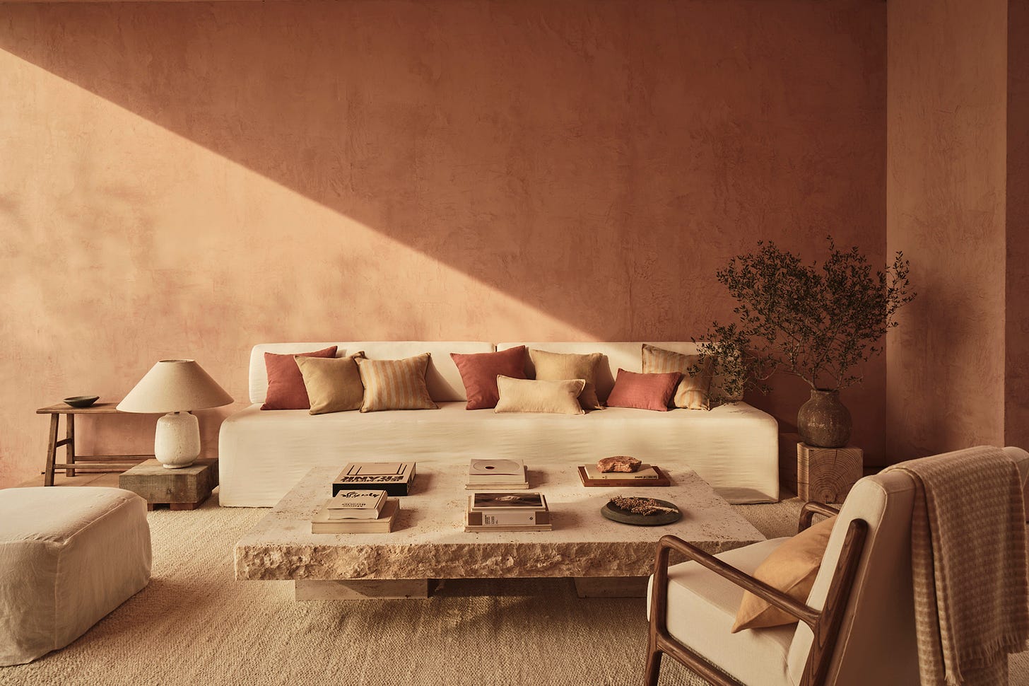Zara Home, l'estate 2021 arreda una villa d'autore a Mallorca - Living  Corriere