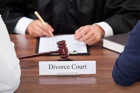 Choosing Divorce Court Over Mediation Or Collaborative Divorce: The  Advantages and Disadvantages - Davis & Mendelson Law