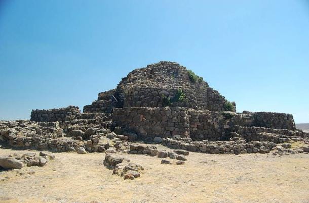 17th century Nuraghe Su Nuraxi, in the south central Barumini region of Sardinia (Ciamabue / CC BY 2.0)