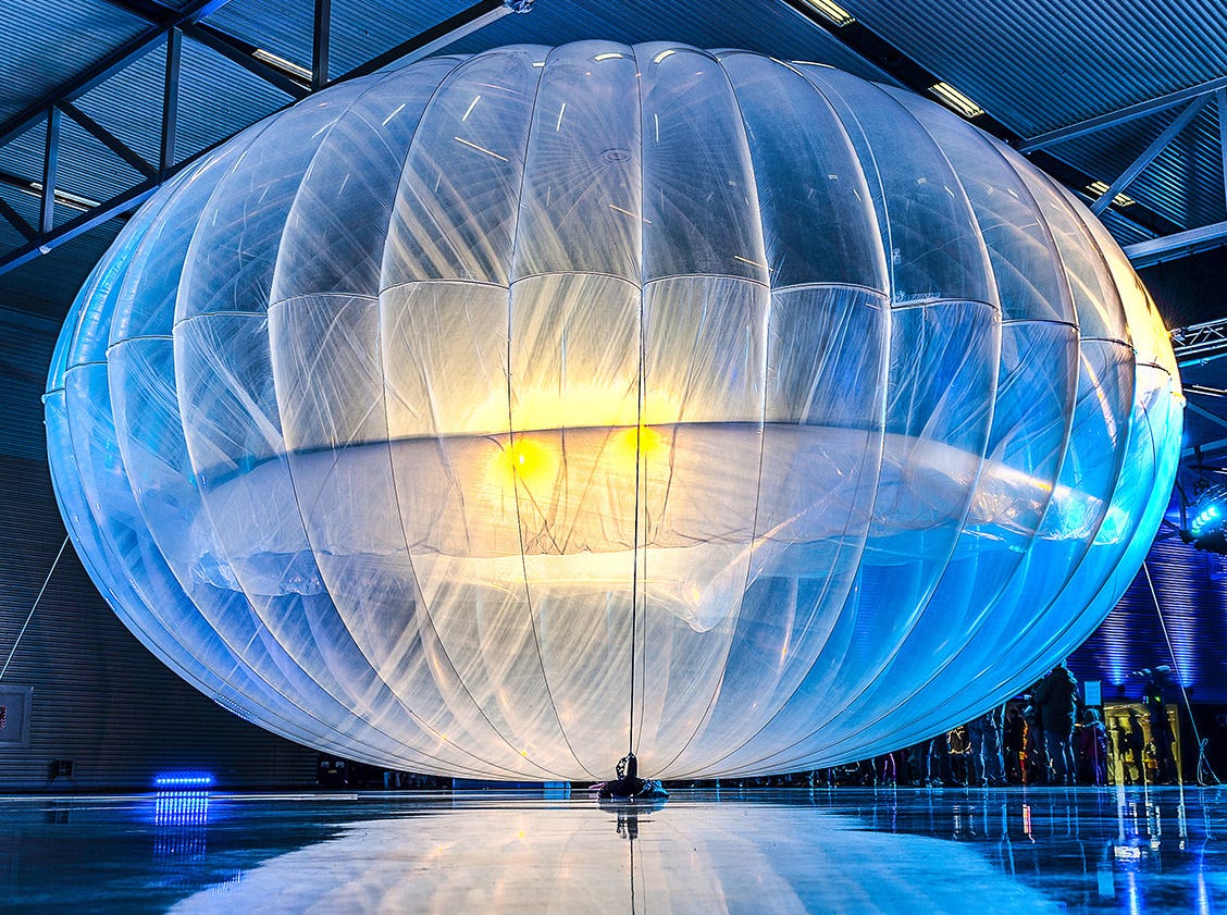 Un pallone aerostatico trasparente che avrebbe dovuto portare internet in Kenya.
