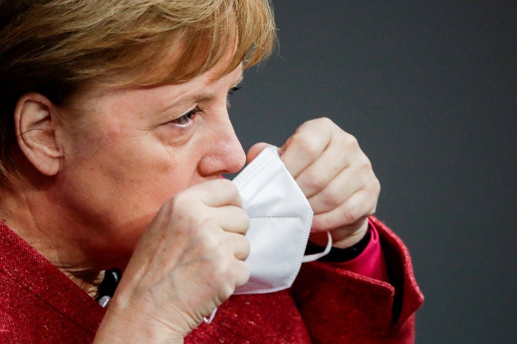 A chanceler alemã, Angela Merkel, participa de uma sessão no Parlamento de Berlim em foto de 9 de dezembro de 2020 — Foto: Hannibal Hanschke/Reuters