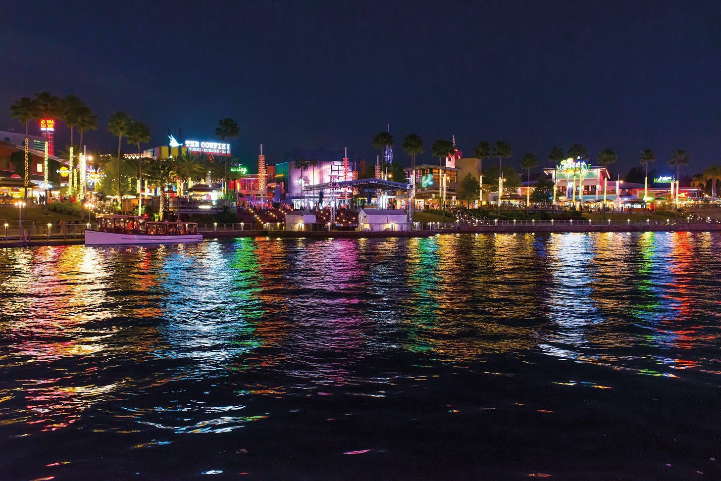 10 Reasons to Visit Universal CityWalk in Orlando