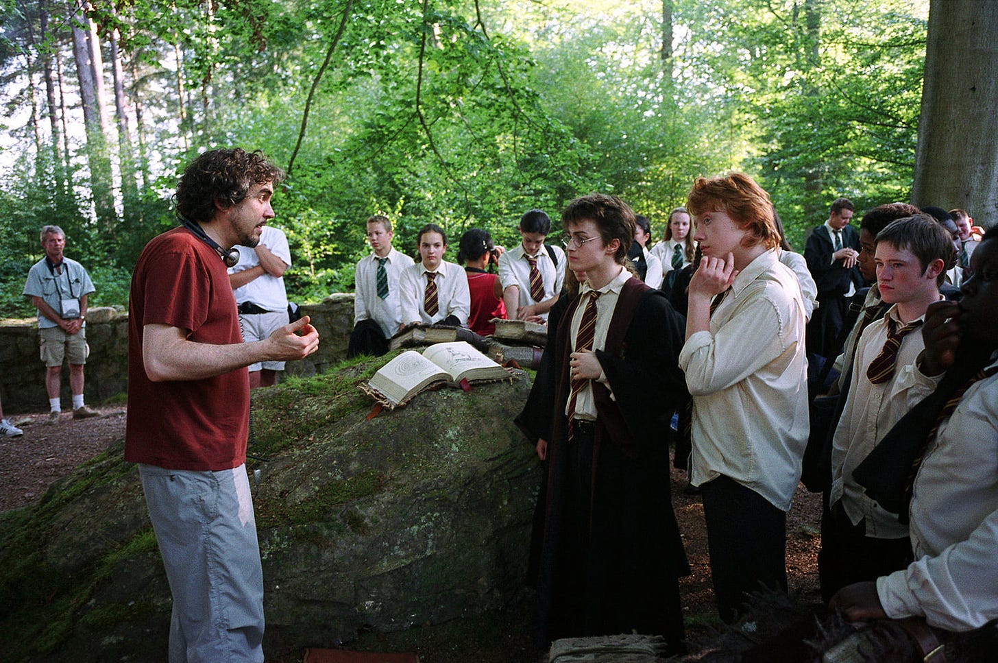 Alfonso Cuarón directing the Care of Magical Creatures scene