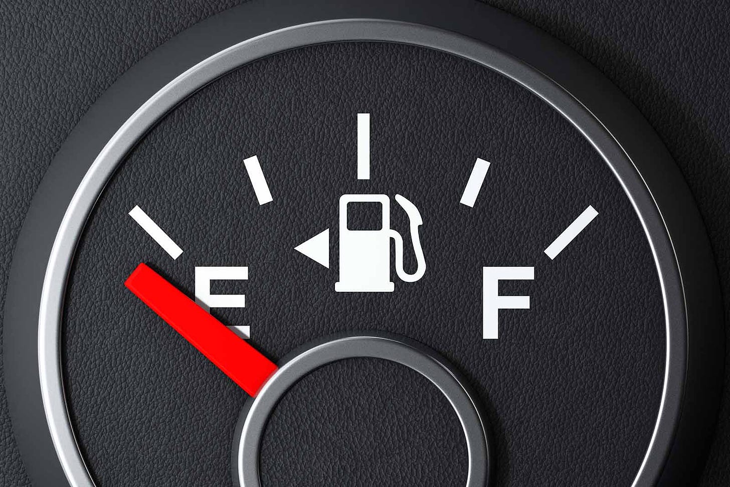 5 Things to Do if Your Car Runs Out of Gas on the Highway - Mach 1 Services