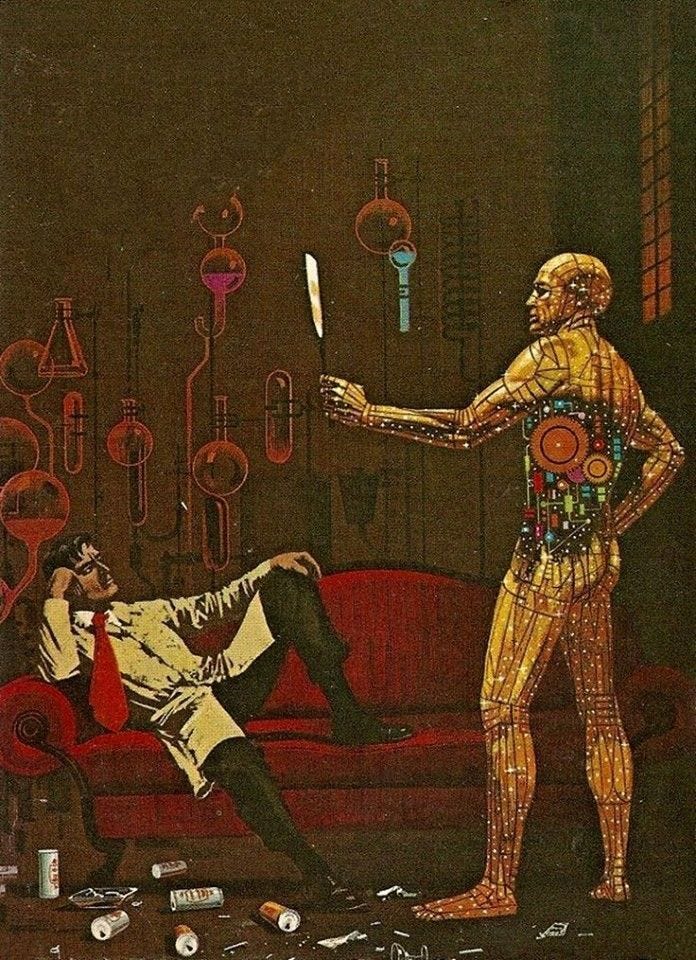 Num laboratório sombrio e abstrato, um homem de jaleco está jogado em um sofá vermelho observado um robô dourado se olhando em um espelho de mão.