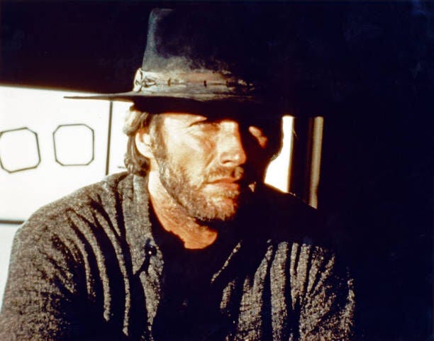 Kino. High Plains Drifter, USA, 1973, aka: Ein Fremder ohne Namen, Regie: Clint Eastwood, Darsteller: Clint Eastwood. (Photo by FilmPublicityArchive/United Archives via Getty Images)