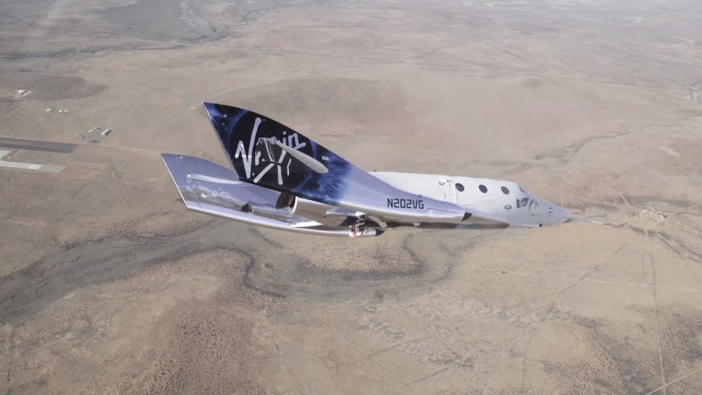 Espaçonave da Virgin Galactic conclui seu 1º voo com sucesso