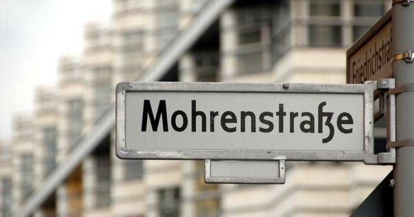 Kolumne : Auf zur Rettung der Mohrenstraße!