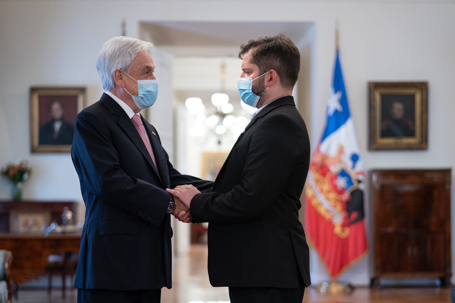 Chile’s President-elect Gabriel Boric (right) called on outgoing President Sebastian Piñera on December 20, 2021 (Image: Twitter/@sebastianpinera)