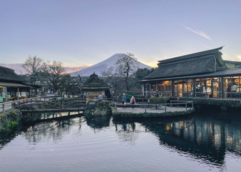 Small Japanese Towns with Traditional Architecture - Hana's Travel Journal