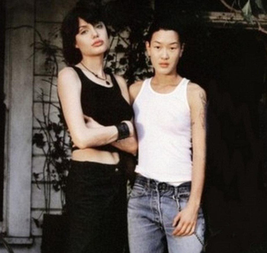 Angelina-Jolie-Jenny-Shimizu - OTHERSIDEoftheFAME (blog archives)