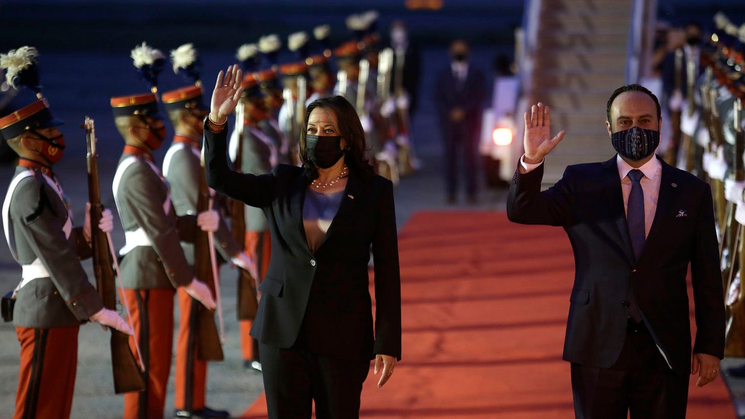 Kamala Harris arrives in Guatemala after technical issue delays flight -  Axios