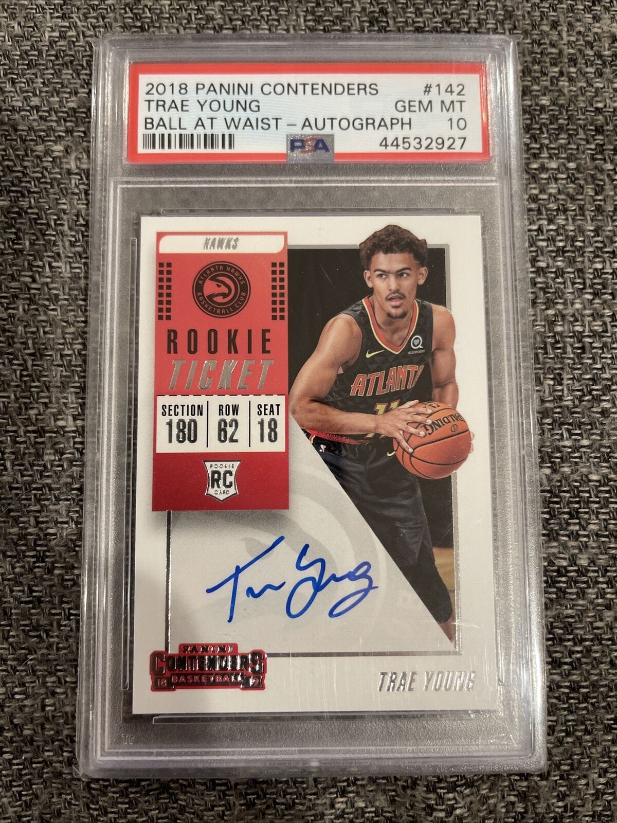 Image 1 - 2018-19 Panini Contenders #142 Trae Young Auto Rookie RC PSA 10