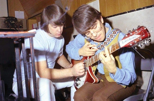 http://www.modernsuperior.com/wp-content/uploads/2015/03/brian-wilson-van-dyke-parks-smile-recording-sessions-1966.jpg