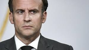 Macron pousse à la vaccination, les Français prennent rendez-vous - SWI  swissinfo.ch