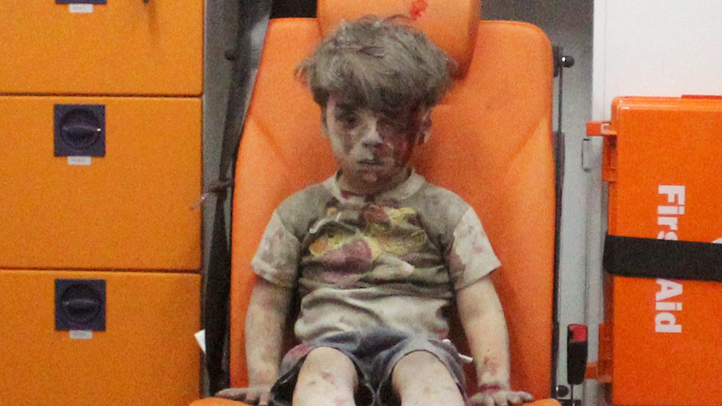 Syrian boy in ambulance reminds world of war's horror ...