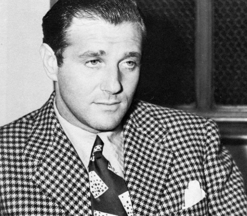 "File:Bugsy Siegel Gangster.png" by KirkAndreas is licensed under CC BY-SA 4.0
