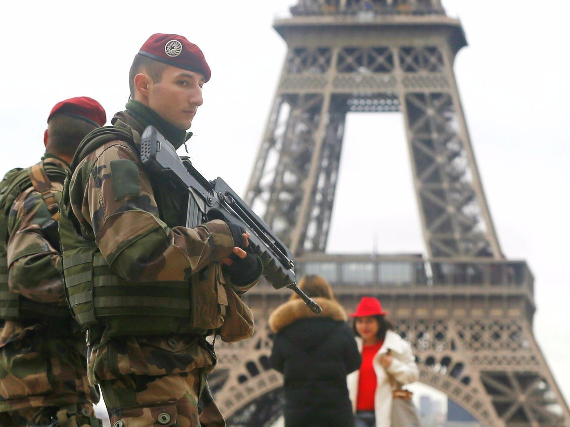 Eiffel Tower to Get Bulletproof Glass Wall to Protect Against Attacks