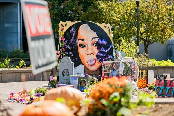 A memorial to Breonna Taylor at Jefferson Square Park in Louisville, Ky.