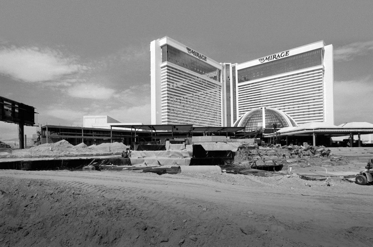 Vintage Las Vegas — Building The Mirage, 1989. Build on property that...