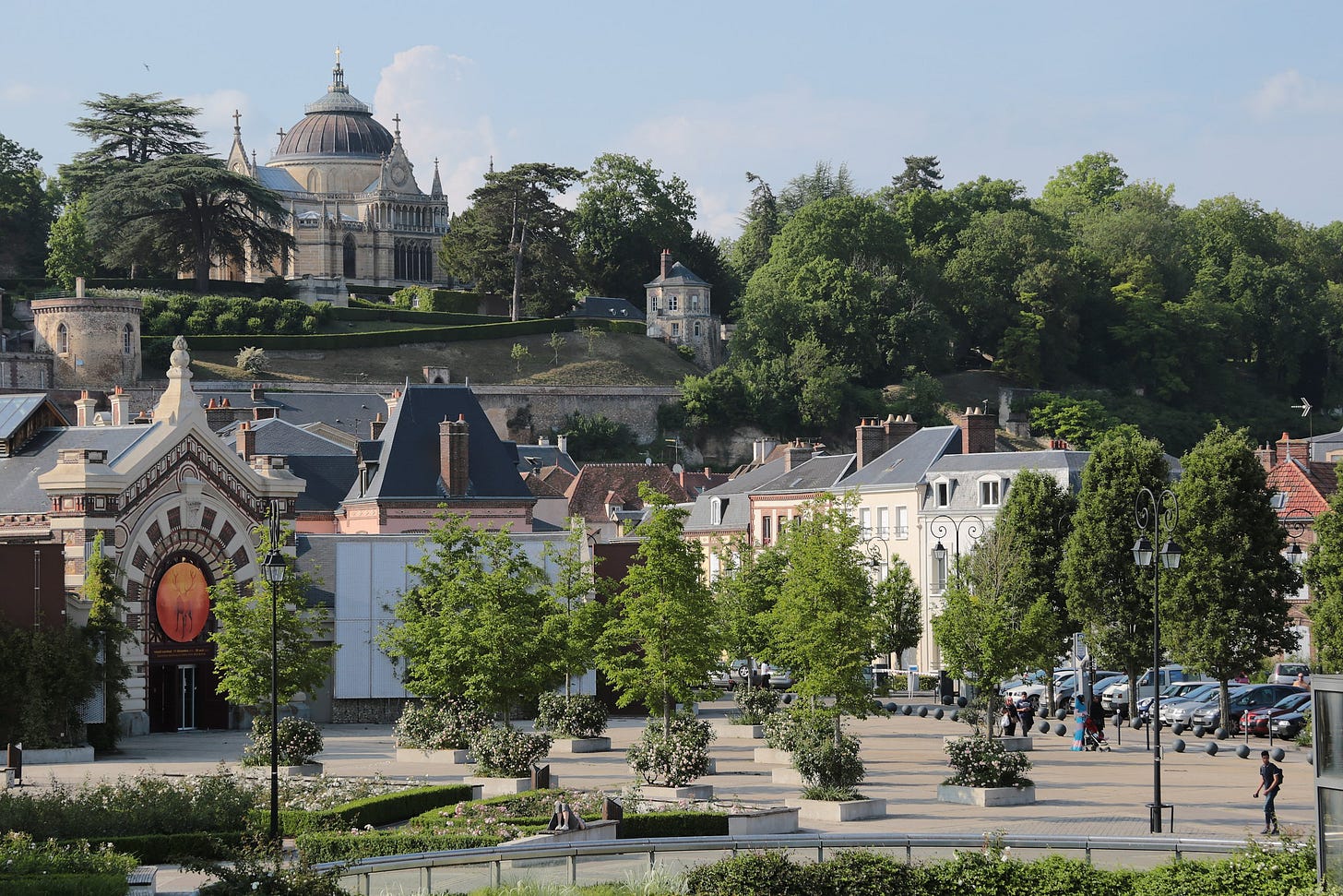 Place Mesirard Dreux.jpg