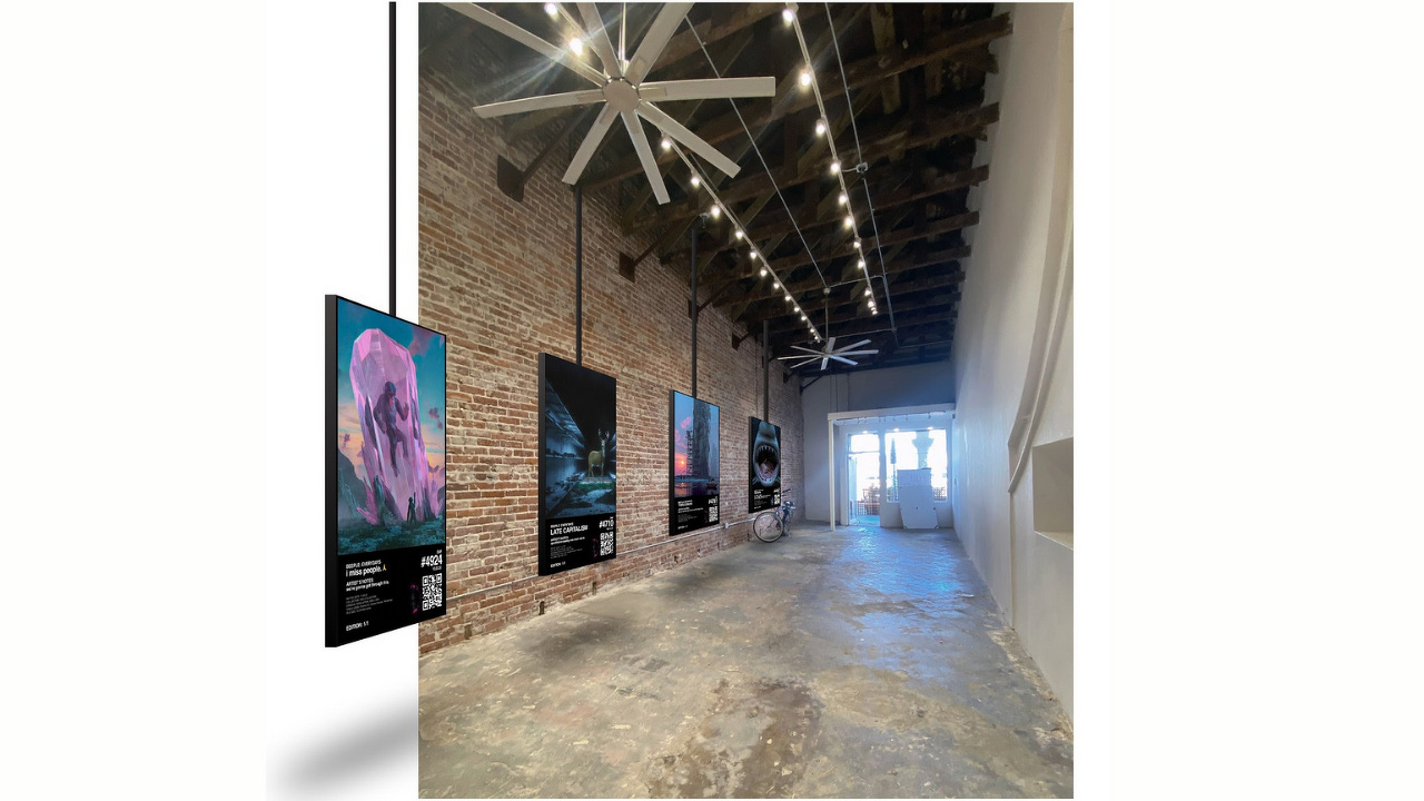 An NFT Gallery Pops Up in Venice Beach, California - Decrypt